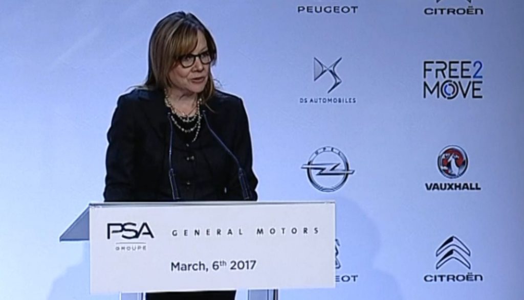 Mary Barra GM-vezér bejelenti az eladást