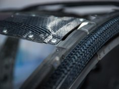 Carbon fiber details - 2016 BMW 7 Series