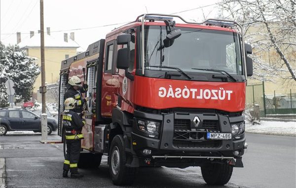 tuzoltoauto_bmheros