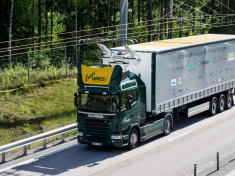 volkswagen-scania-hybrid-lkw-hybrid-truck-oberleitungs-lkw-overhead-power-lines
