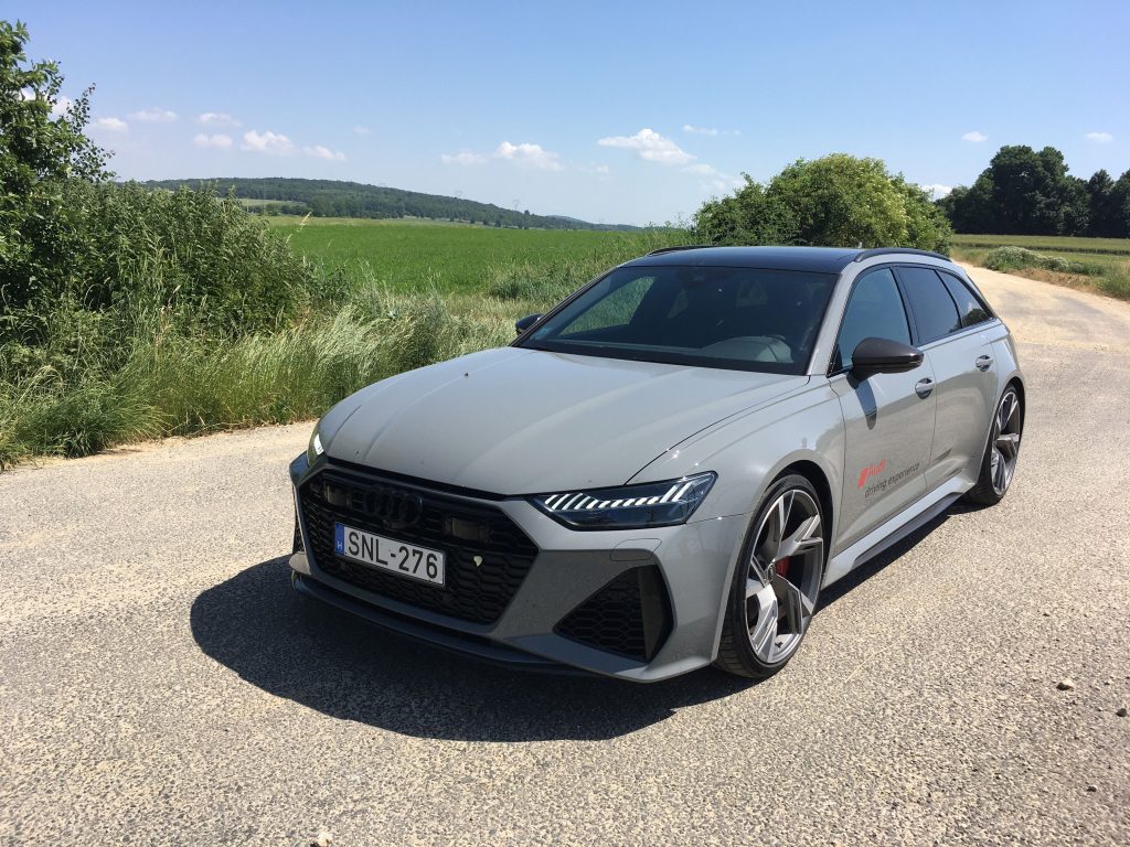 Audi RS6 Avant 5/14 autó