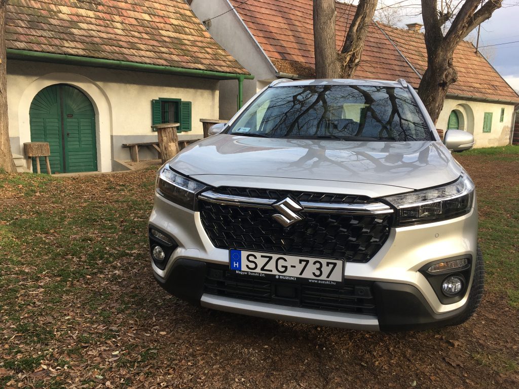 Suzuki S-Cross