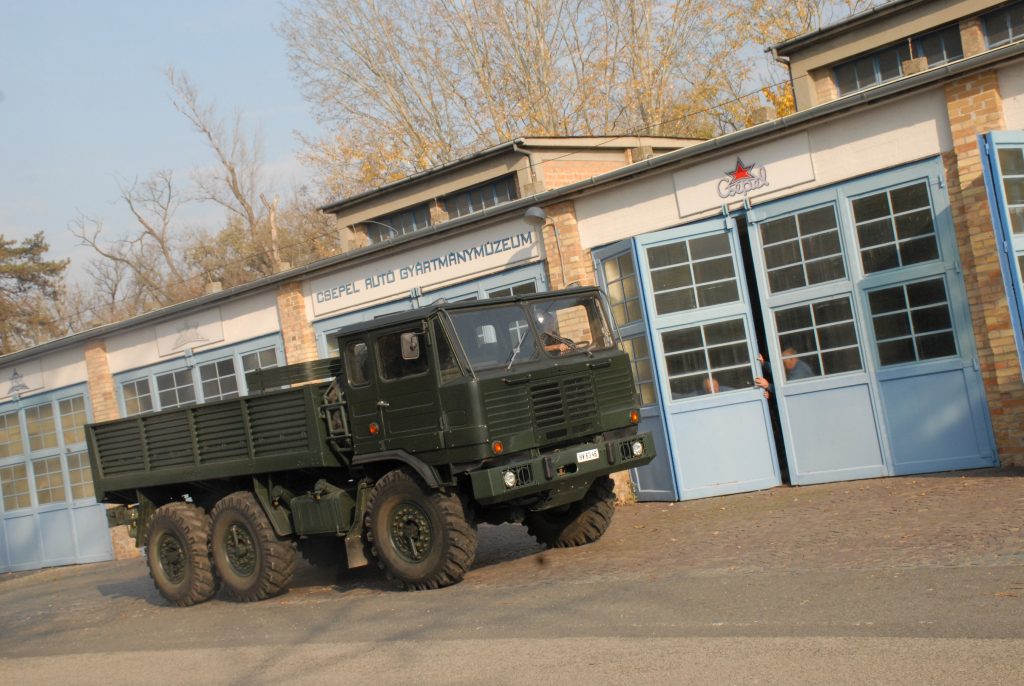 Csepel 566.jpg s