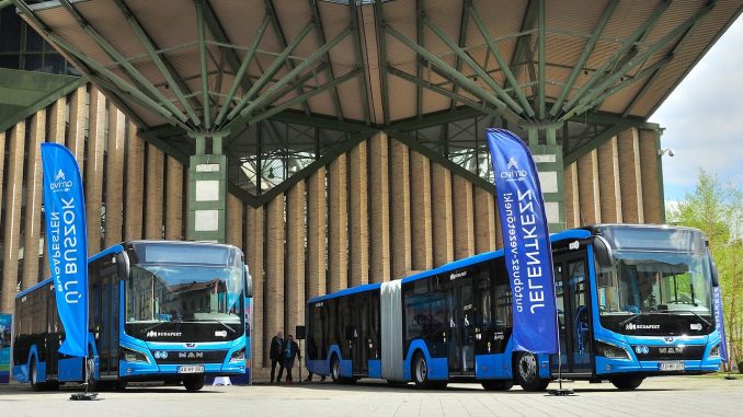 P_Bus_Lions_City_Arriva_atadas_01_width_1600_height_800 MAN