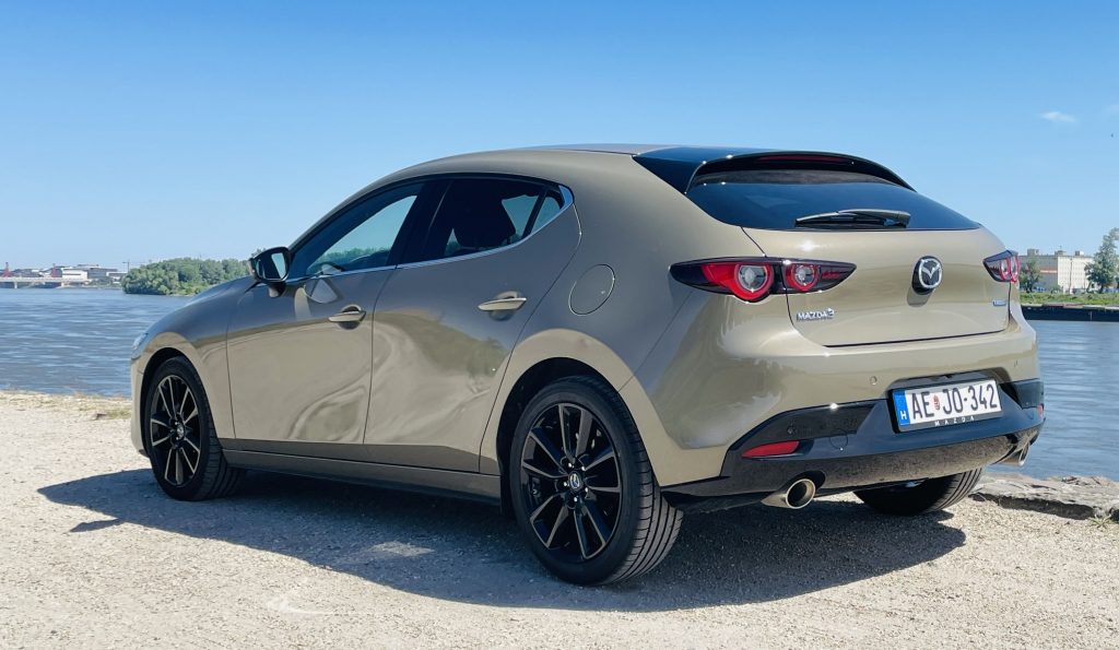 mazda3_2