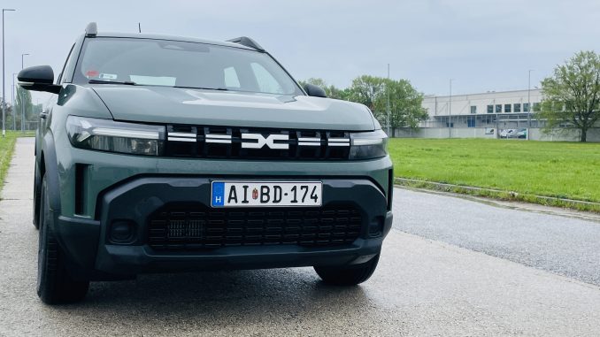 0EF1ABB5-1427-4645-80F6-E318840282DA_1_201_a Dacia Duster