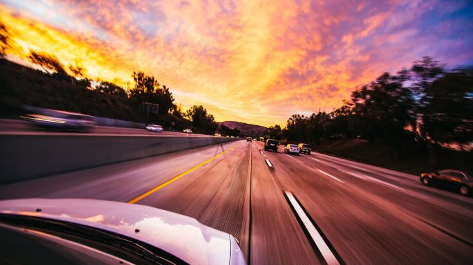 jarmuipar.hu-autopalyamatrica.hu-kep1-azautopalyamatricakkapcsanosztolvaltozasvarhato-pexels (1)