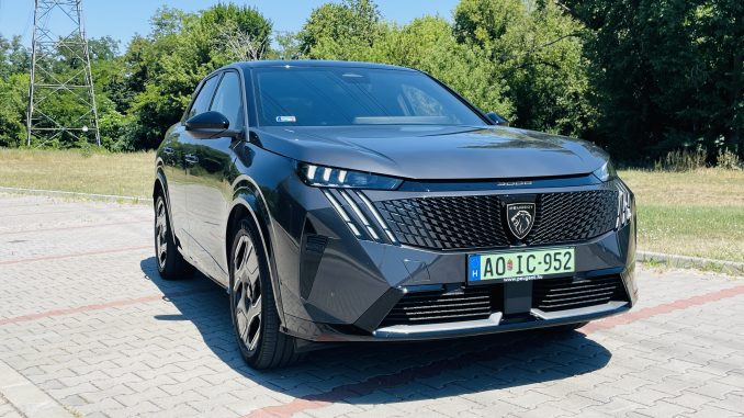 Peugeot e-3008 4x4
